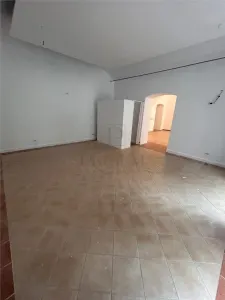 Spatiu comercial - zona ultracentrala  - 150 mp - centrala proprie - foto 4