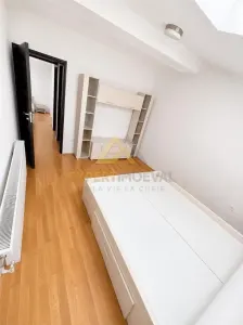 APARTAMENT DE INCHIRIAT – 3 CAMERE  CENTRUL VECHI – STRADA CARPATI - foto 7