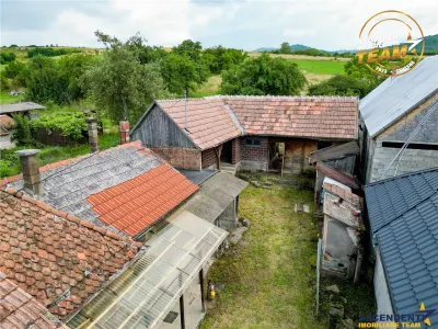 Casa din caramida cu 1.087 mp teren, pozitie centrala, utilitati la poarta, Micfalau, Covasna - foto 15