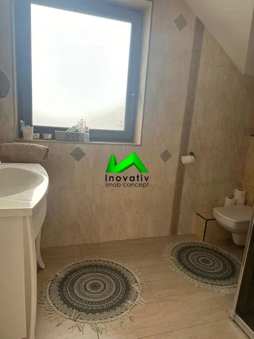 Casa individuala de vanzare 6 camere Sibiu Selimbar - foto 7