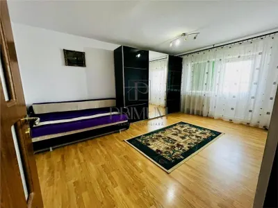 Steaua, apartament 2 camere, decomandat, clima - foto 2