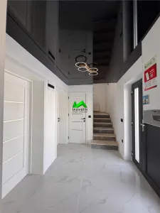 Casa 4 camere + mansarda de inchiriat Sura Mare Sibiu - foto 2