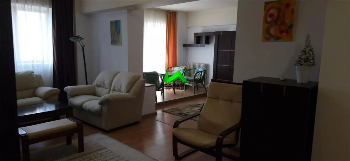 Apartament de inchiriat 3 camere Sibiu Mihai Viteazul - foto 1