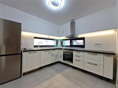 Casa, 4 camere, Bartolomeu, Brasov - foto 8
