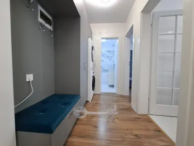 Liber, intabulat, apartament mobilat cu 2 camere, etaj 1, Pepiniera Tudor Neculai - Iasi