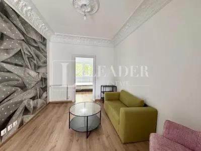 Stirbei Voda || Parc Cismigiu | Apartament renovat in vila - Bucuresti