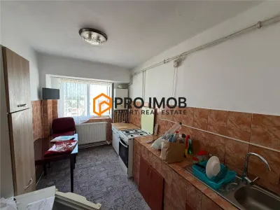 Apartament 3 camere cf 1 semidecomandat zona Unirii Sud - foto 6