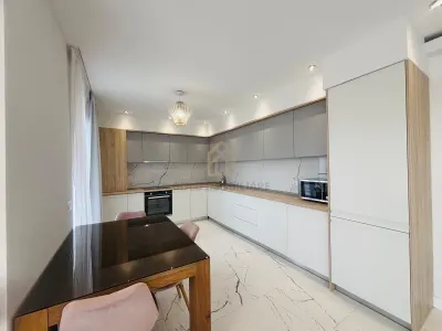 PENTHOUSE DE ÎNCHIRIAT – 100 MP + TERASĂ 60 MP  BLOC NOU - foto 2