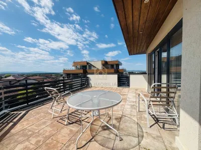PENTHOUSE DE ÎNCHIRIAT – 100 MP + TERASĂ 60 MP  BLOC NOU - foto 13