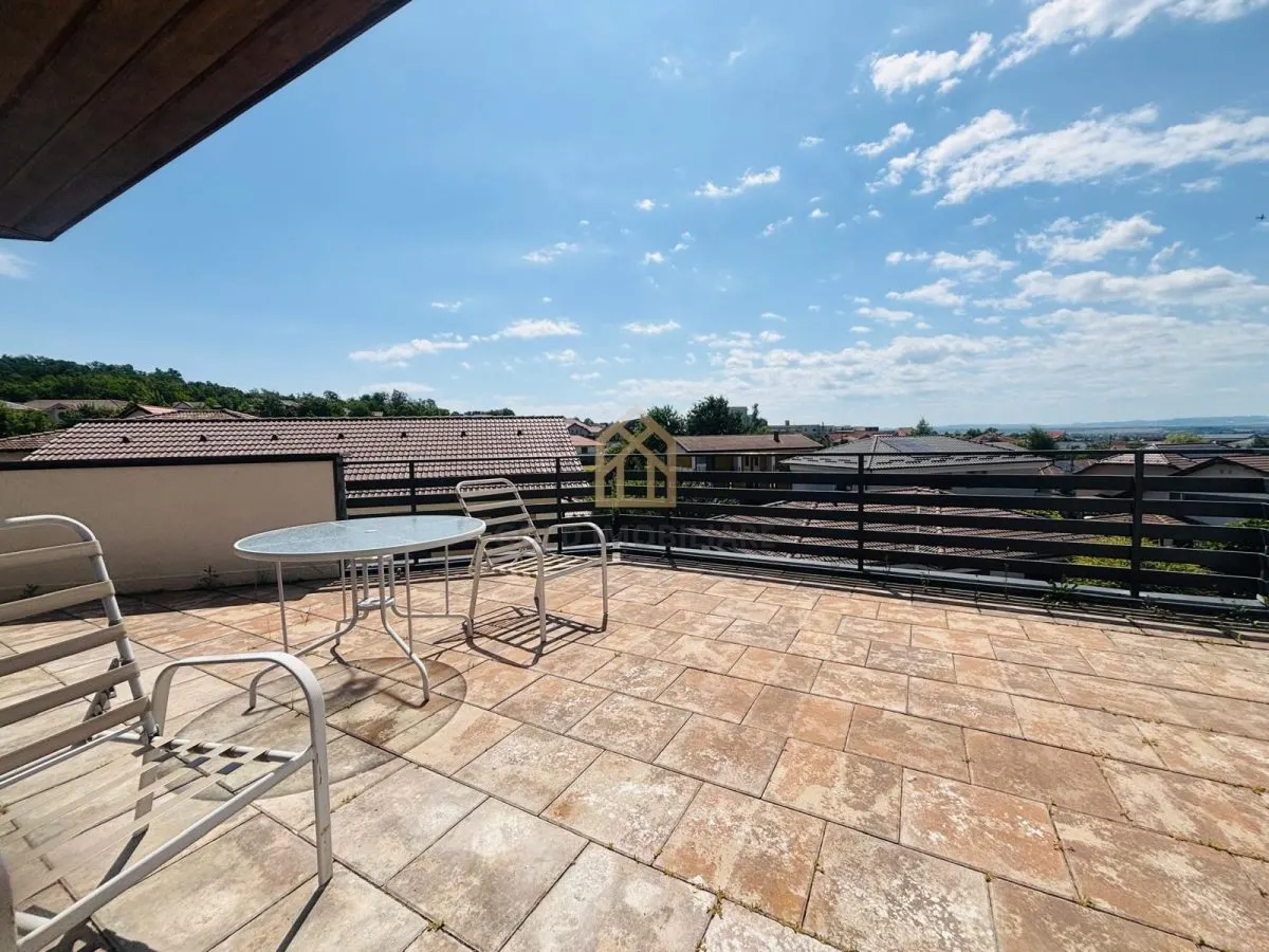 PENTHOUSE DE ÎNCHIRIAT – 100 MP + TERASĂ 60 MP  BLOC NOU - foto 15