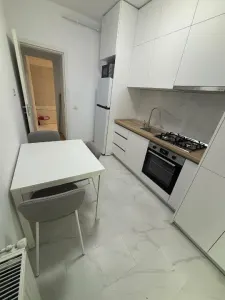 Apartament 1 camera - PRIMA INCHIRIERE - Unirea Towers - Decomandat - Iasi