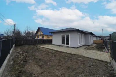 Cartier Stejari Casa single 3 camere Lunca Cetatuii - Iasi
