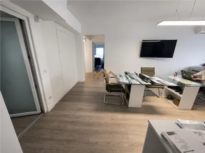 De inchiriat | Spatiu Comercial | Birouri | Obcini - foto 3