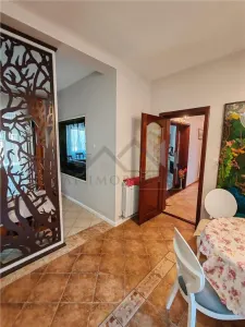 Vand - Schimb  Vila Lux D+P+M  SU= 200mp Teren 426mp Tatarasi str Stejar, cu ap 3cd zona centrala plus diferenta - foto 4