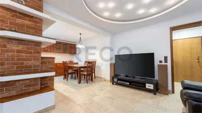 RECO, apartament decomandat,4 camere, Centrul Civic - foto 2
