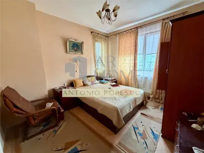 Casa P+1E, in Ploiesti, ultracentral. - foto 9