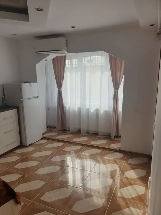 Garsoniera de inchiriat zona Canal 7, 220 euro - foto 1