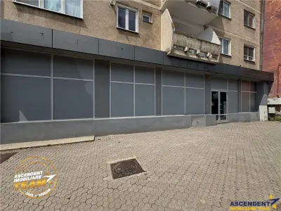 Locatie centrala cu front stradal amplu, ideala pentru birou, sediu firma sau spatiu comercial, Sfantu Gheorghe. - Sfantu Gheorghe