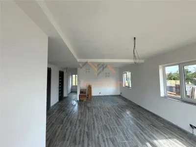 CASA CU ETAJ | TEREN 1439 MP | ZONA INAND | BIHOR - foto 2