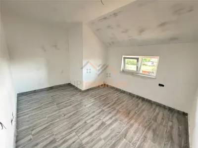 CASA CU ETAJ | TEREN 1439 MP | ZONA INAND | BIHOR - foto 10