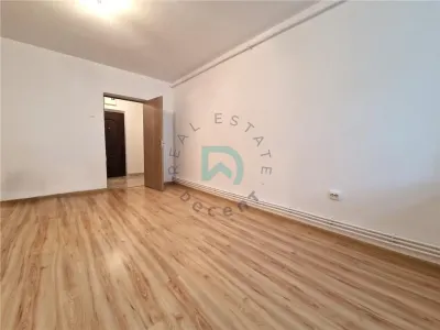 Garsoniera, renovata, Tractorul, Brasov - foto 7