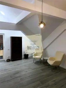 Apartament de lux 70 mpu balcon si parcare privata zona Selimbar - foto 5