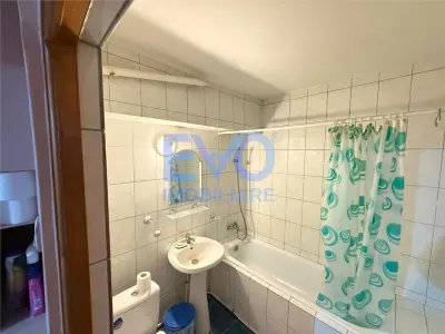 APARTAMENT DE INCHIRIAT CU 2 CAMERE, ETAJ INTERMEDIAR, CENTRU - foto 4
