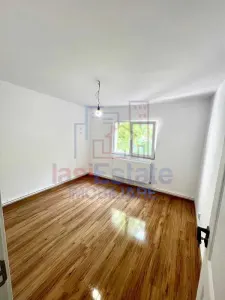 Apartament spatios cu 4 camere in Dacia - foto 2