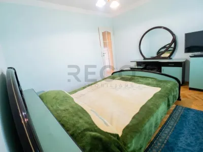 RECO Apartament cu 3 camere decomandat zona Decebal - foto 9