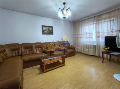 De vanzare Apartament 4 camere Constanta Inel II - Constanta
