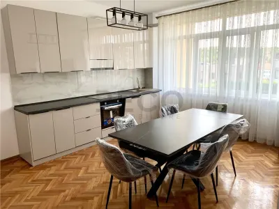 RECO Apartament spatios la casa, cu gradina si priveliste deosebita 83 mp  utili - Oradea