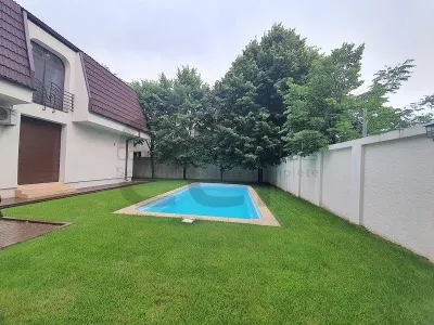 Iancu Nicolae - Pipera, Vila moderna, 6 camere, langa padure, piscina, centrala - Bucuresti