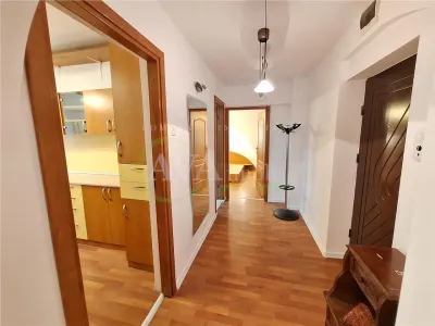 Apartament 3 mobilat si utilat, 2 bai, 2 balcoane, Ultracentral-Bacau - Bacau