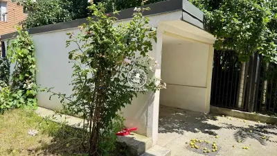 Casa de vanzare in centru - foto 5