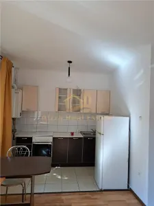 ALZZA REAL ESTATE--Va propunem spre inchiriere apartament cu camere,  confort  cartierul Zorilor, 9 minute de mers pe jos de  Universitatea de Medicin - Cluj-Napoca