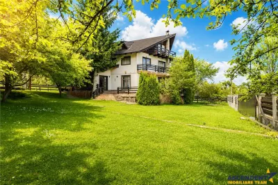 Vila 7 camere,250 mp,semineu,terase,800 mp teren,rezidential/ turistic,Predelut,Brasov - Predelut