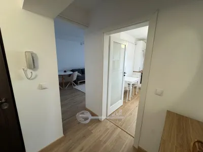 Apartament 3 camere Decomandat | Ultracentral Târgu Cucu | 71 mp | Mobilat - foto 11