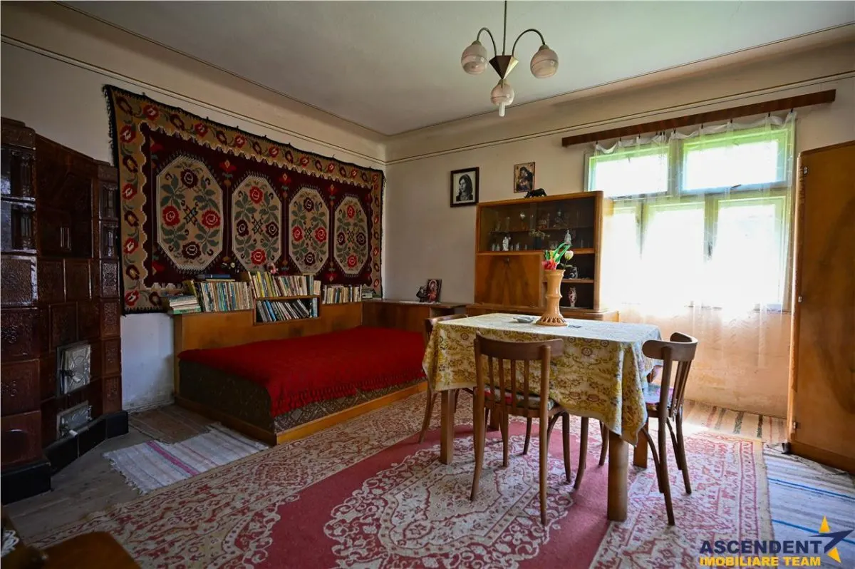 FILM! Casa traditionala pe domeniu de 4.300mp teren, Bran - Simon, Brasov - foto 2