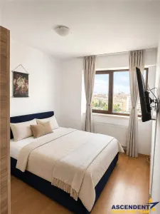 Pet  friendly! Studio 52 mp + terasa, priveliste, parcare, mobilat, echipat - foto 3