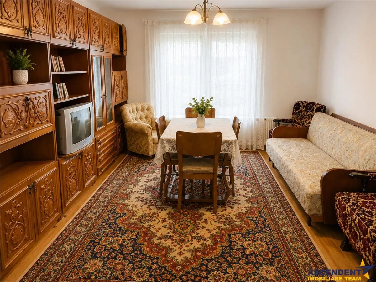 Corp de casa cu 3 camere, parcare in curte, Drumul Poienii, langa parcul Ina Schaeffler. - foto 2