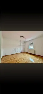 Vila - 7 camere - toate utilitatile - panouri fotovoltaice - Timisoara