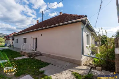 Doua case,un singur camin:spatiu generos si liniste, la marginea statiunii Covasna - foto 10