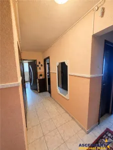 Decomandat, excelent compartimentat, 2 bai, balcon, beci, Tractorul, Brasov - foto 5
