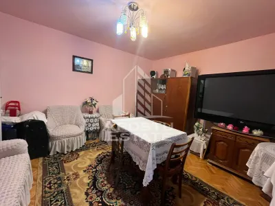 Apartament cu 3 camere, 2 bai, decomandat, parter inalt,zona Girocului - Timisoara