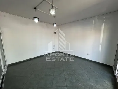 Spatiu 94 comercial de vanzare la casa, zona Lipovei, Timisoara. - Timisoara