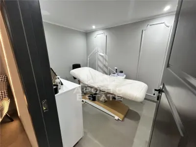 Spatiu comercial SAD, de inchiriat, amenajat modern, parcare Ghiroda. - foto 7