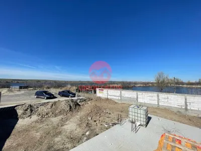Teren Intravilan 400mp cu Casa Inceputa Navodari langa Lacul Tasaul - Navodari