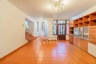 DE VANZARE Casa individuala cu pozitie si vizibilitate - foto 12