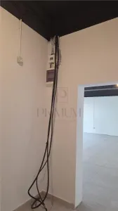Spatiu comercial cu vitrine mari - Lipovei - foto 5