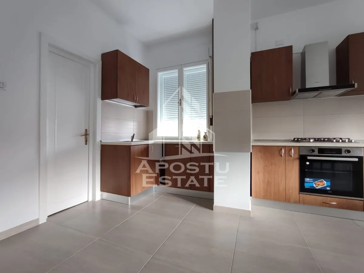 Apartament cu 5 camere 170 mp,  zona Ultracentrala - foto 5